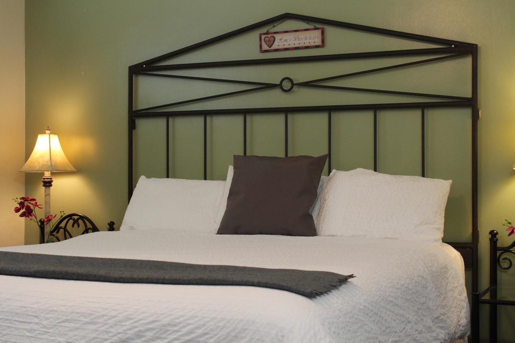 El Rancho Motel Бишъп Екстериор снимка