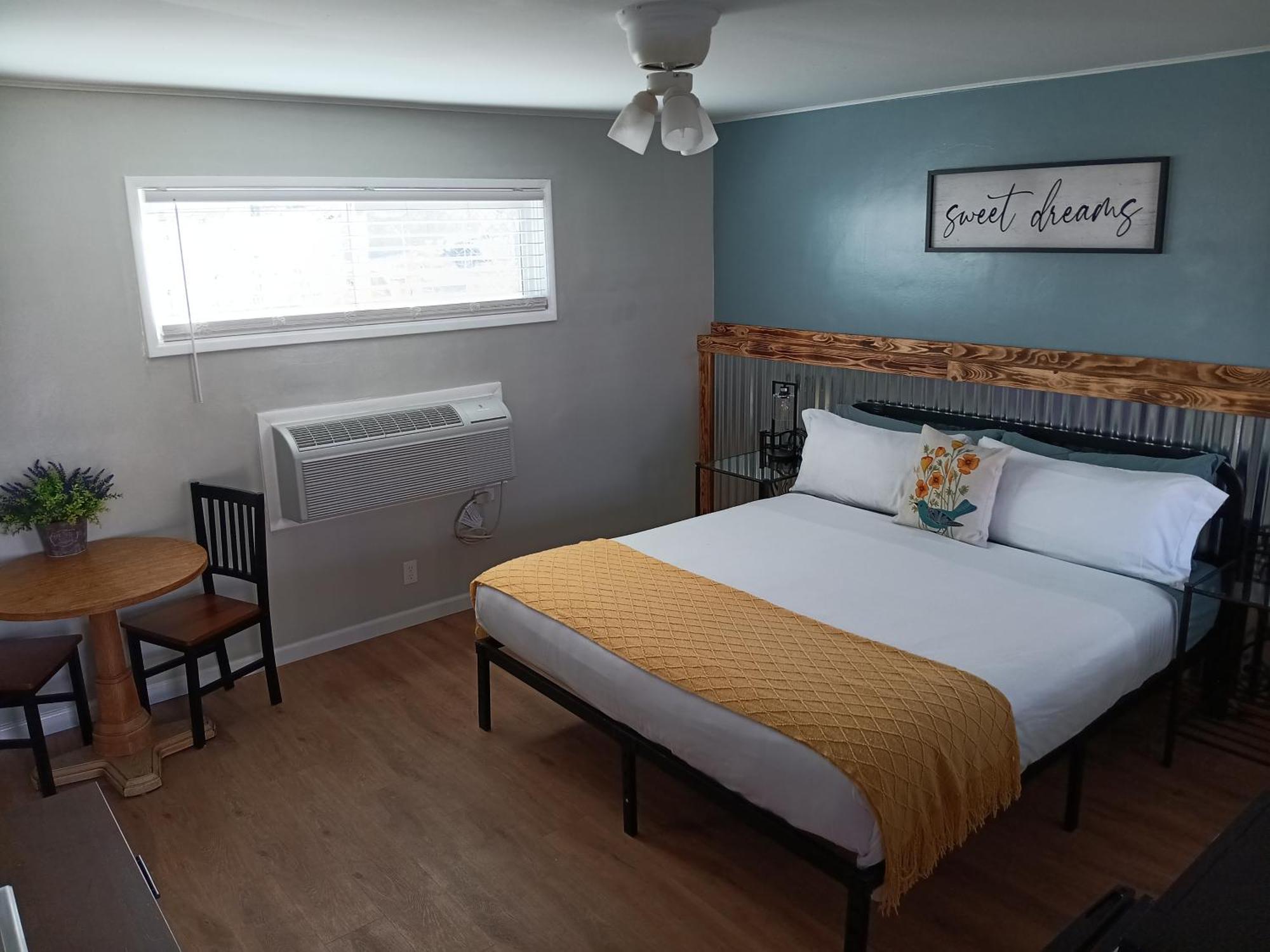 El Rancho Motel Бишъп Екстериор снимка
